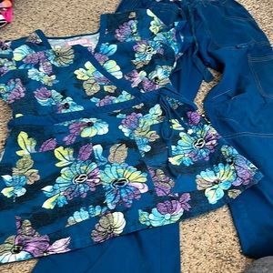 Koi small scrub set.